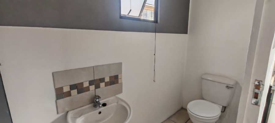 1 Bedroom Property for Sale in Electric City Western Cape